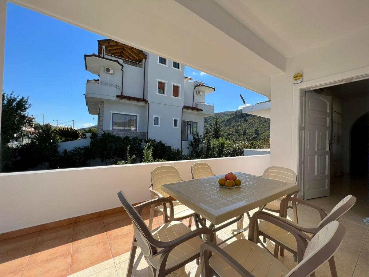 Apartaments Mimani 2 Μπεράτ Εξωτερικό φωτογραφία