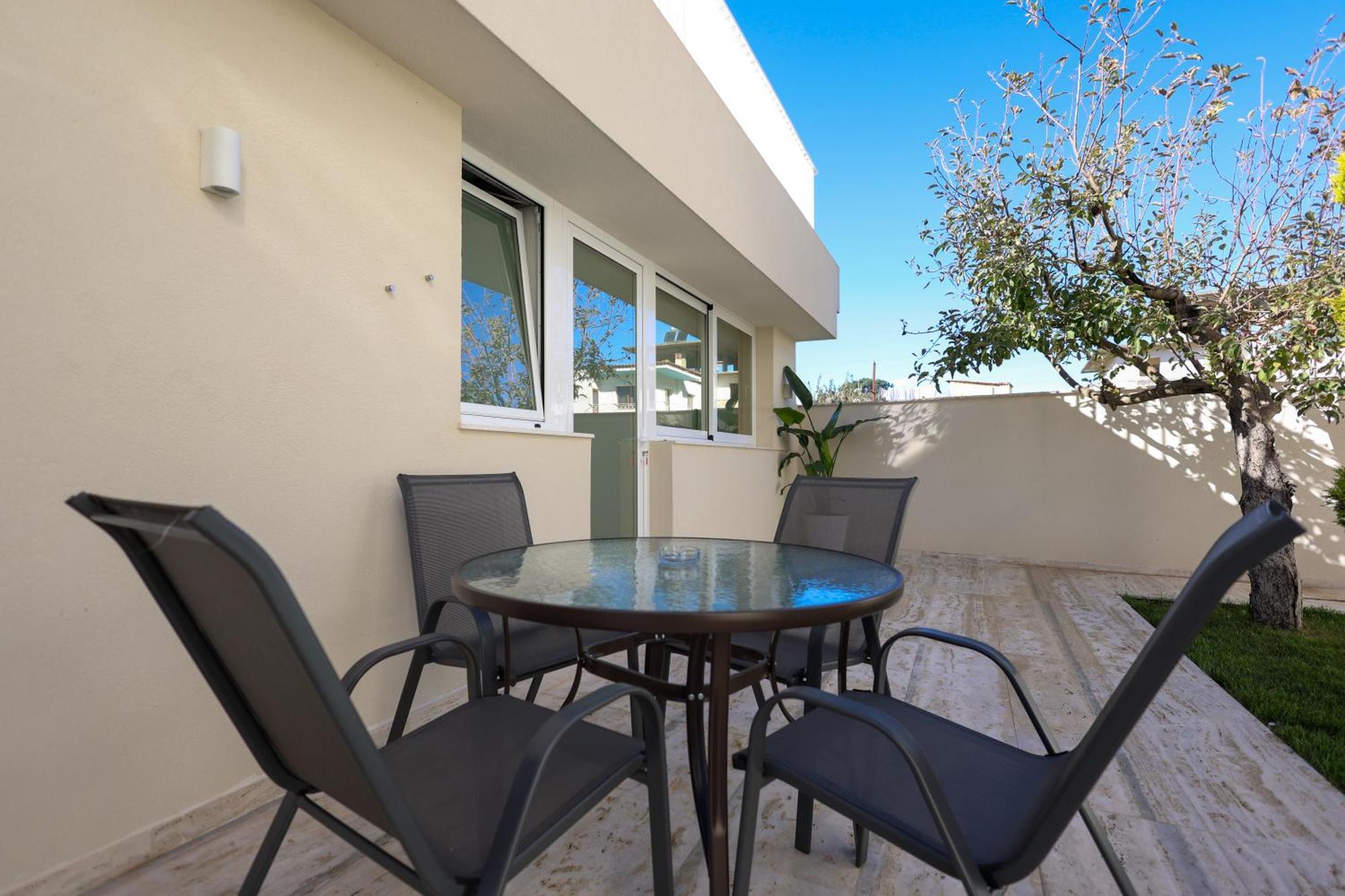 Apartaments Mimani 2 Μπεράτ Δωμάτιο φωτογραφία