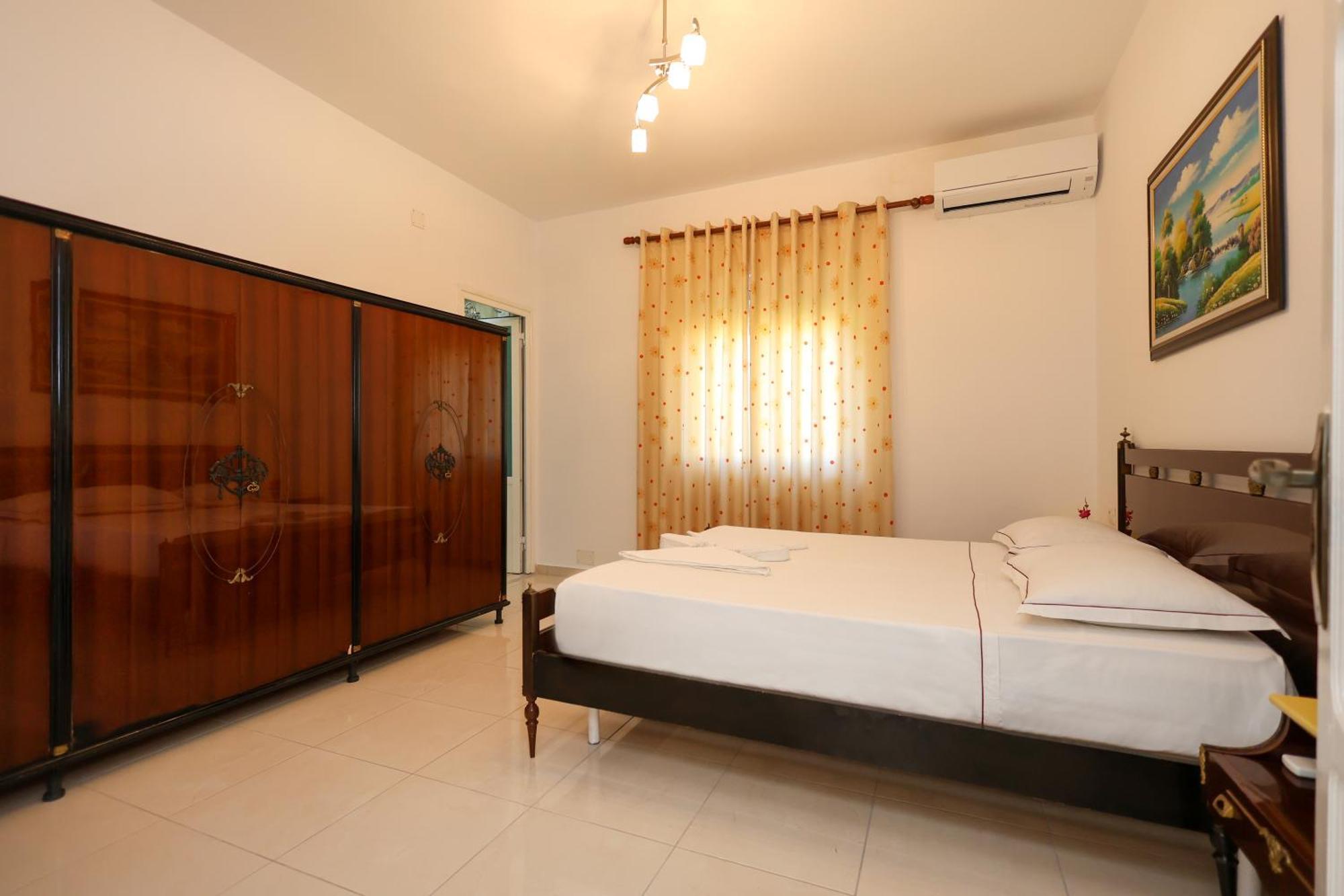 Apartaments Mimani 2 Μπεράτ Δωμάτιο φωτογραφία